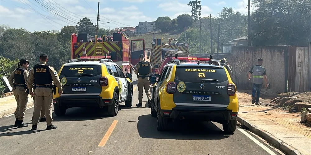 Residência foi consumida pelo fogo