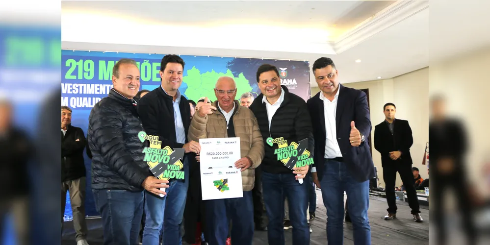 Moacyr Fadel, Guto Silva, Reinaldo Cardoso, Sandro Alex e Marcelo Rangel