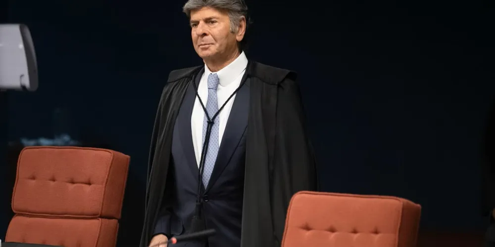 Ministro Luiz Fux votará hoje em julgamento do ex-presidente Jair Bolsonaro