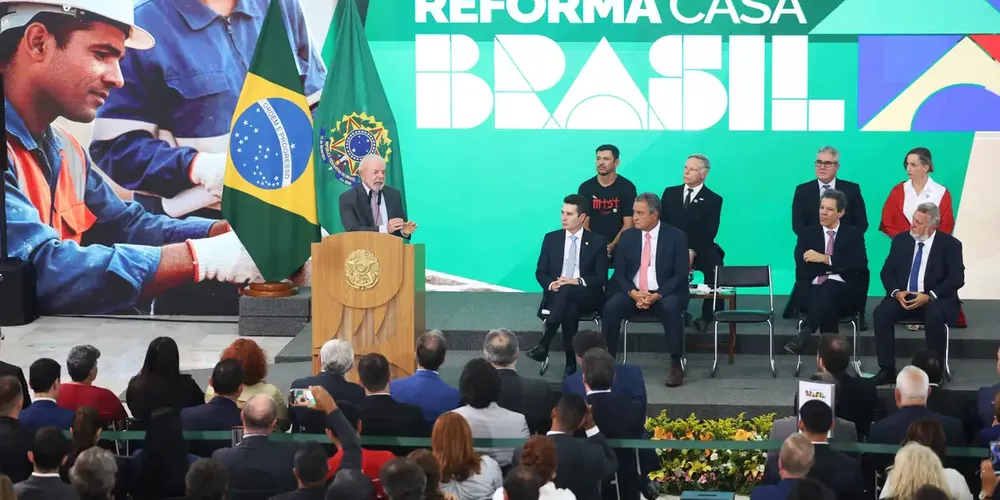 O programa Reforma Casa Brasil, segundo o governo, vai permitir que famílias brasileiras possam financiar valores a partir de R$ 5 mil para reformas