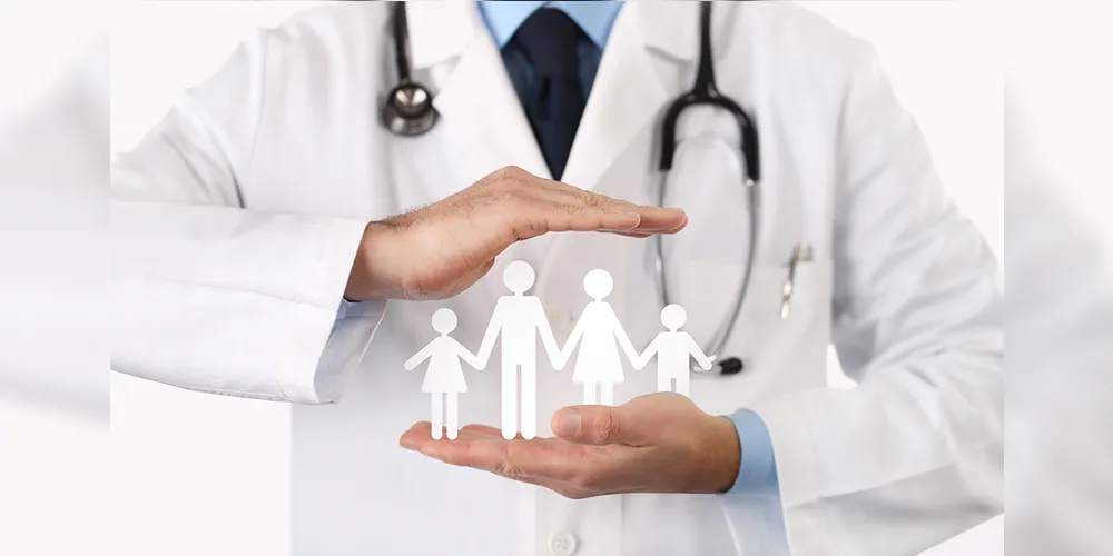 A Medicina de Família atende todas as idades, com foco especial na prevenção de doenças crônicas, como hipertensão, diabete e alterações de colesterol e tireoide