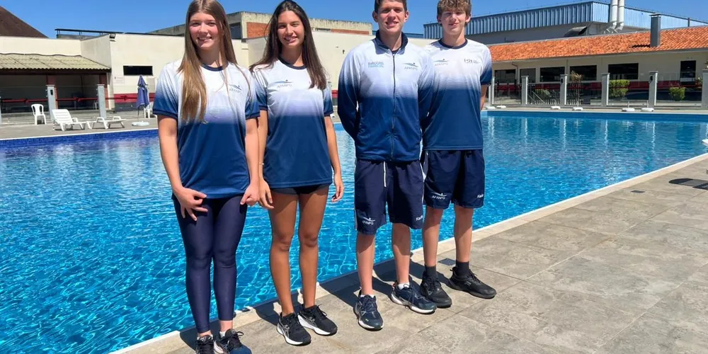 Competidores: Manuela, Bárbara, Rafael e Augusto