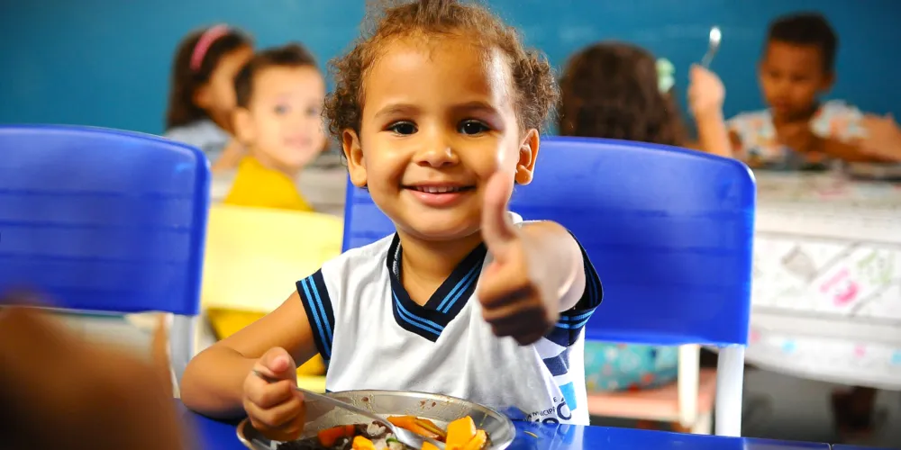 Nova licitação da merenda será aberta nesta terça-feira (21)