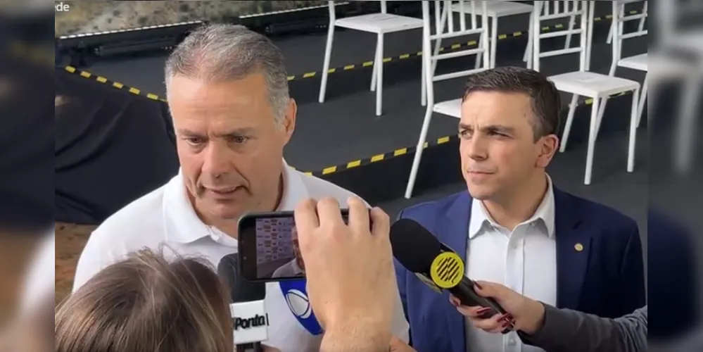 Ministro Renan Filho durante coletiva de imprensa