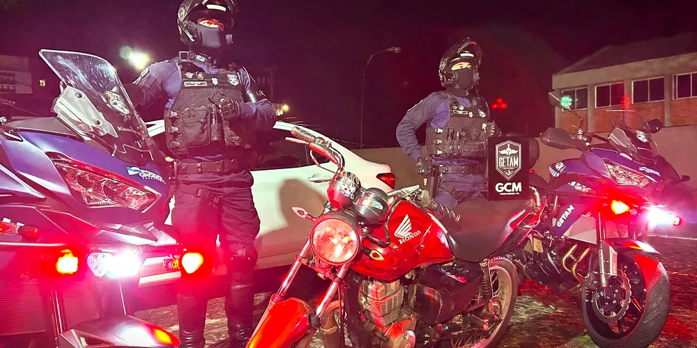 Motocicleta foi apreendida pela Guarda Civil Municipal