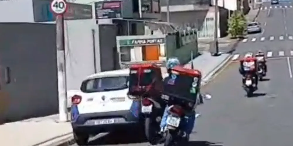 Acidente aconteceu na Rua Júlia Lopes