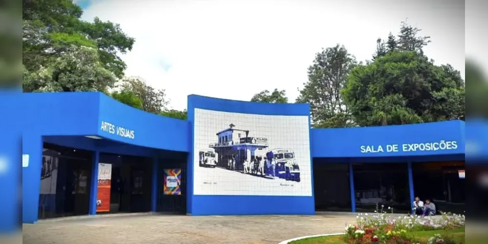 Novas exposições de artes plásticas estão situadas no Galeria do Ponto Azul e Acervo de Obras de Artes