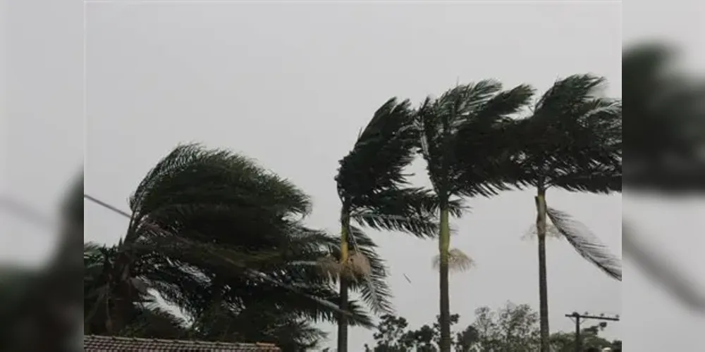 Chuva deve permanecer nesta segunda