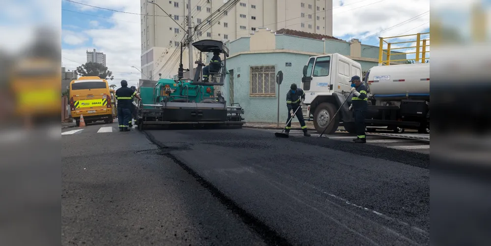 Trabalho consiste na correção de deformidades acumuladas na pista ao longo dos últimos anos