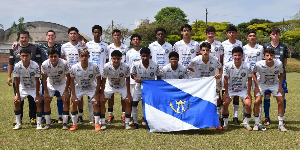 Equipe sub-16 do Operário Ferroviário
