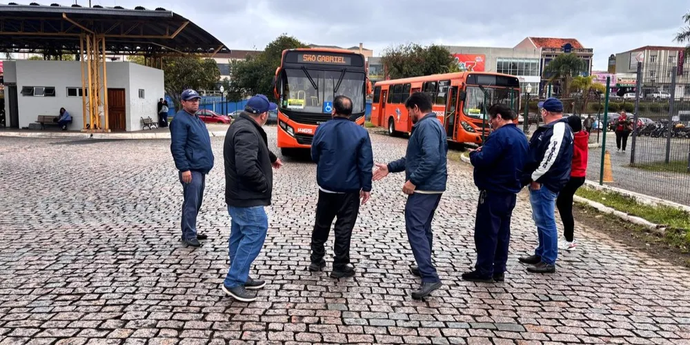 Motoristas interromperam as atividades