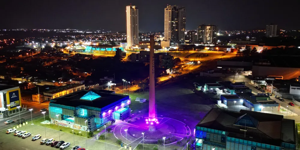 A Chaminé (antiga olaria) ficará iluminada até 30 de setembro