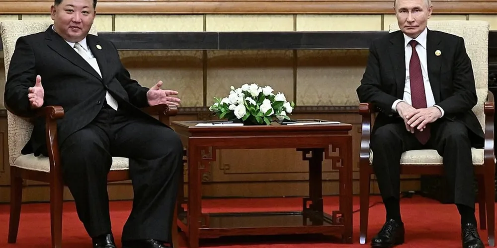 Putin e Kim Jong-un se reuniram nesta quarta-feira (3).