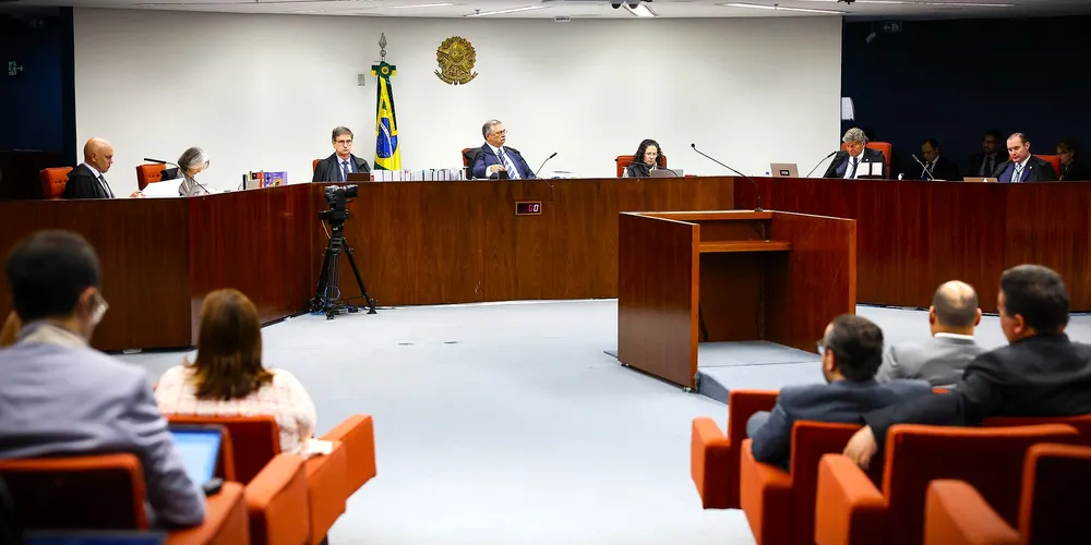 Votação dos ministros aconteceu nesta terça-feira (21)