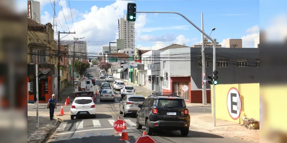 Os condutores foram destinados a prestar orientação nos locais afetados