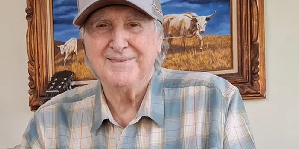 Sérgio Reis em registro para as redes sociais