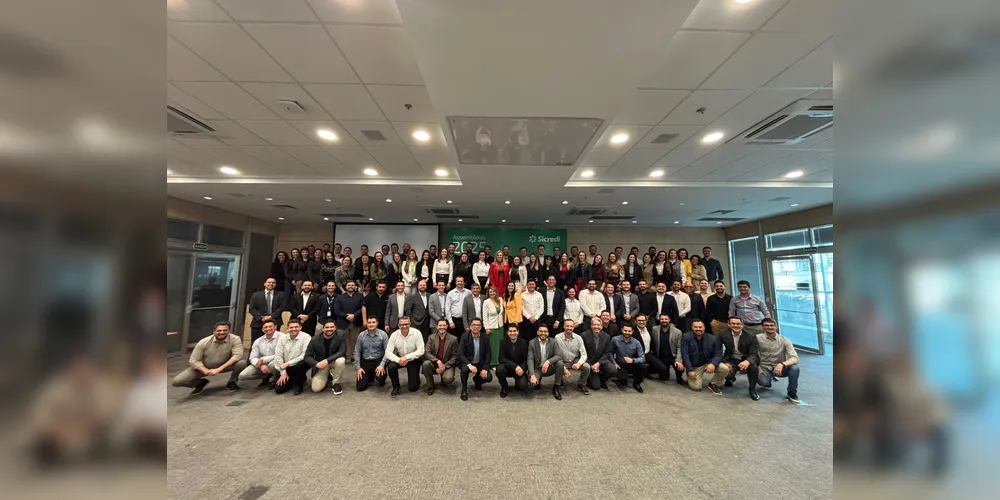 Atualmente, o Sicredi Campos Gerais e Grande Curitiba PR/SP possui 52 agências e 1.200 colaboradores