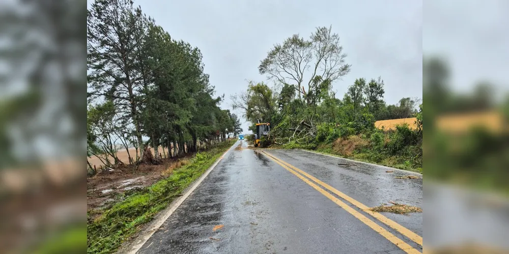 Entre os municípios mais afetados na região estão Ponta Grossa, Telêmaco Borba e Imbaú; danos foram registrados em Carambeí, Ipiranga, Tibagi, Reserva, Ortigueira e Ventania