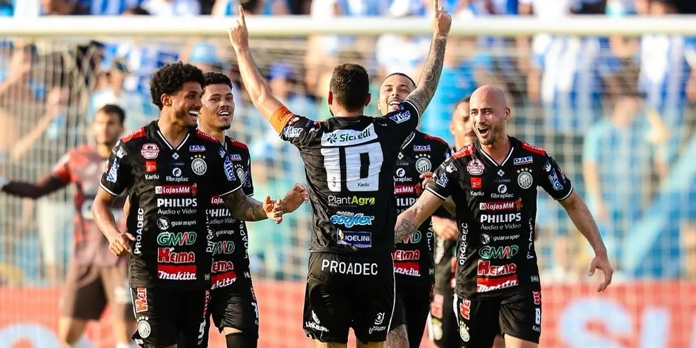 Na última partida na Série B, o Fantasma venceu o Paysandu, fora de casa, por 2 a 1