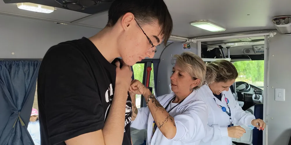 No caso do HPV, o público-alvo inclui jovens de 9 a 19 anos que ainda não receberam nenhuma dose da vacina