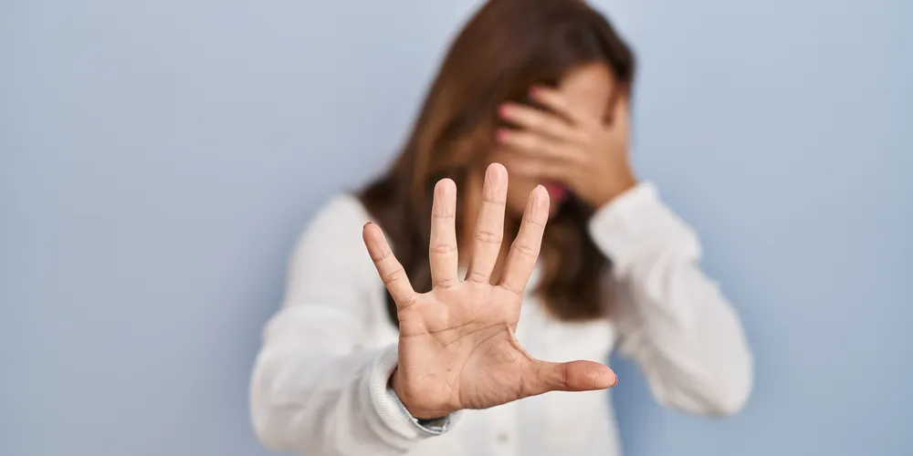 A vítima conseguiu se desvencilhar do homem