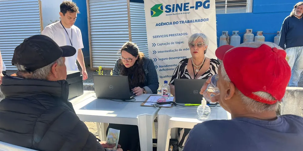 Programação da Semana da Pessoa em Situação de Rua encerrou com a feira.