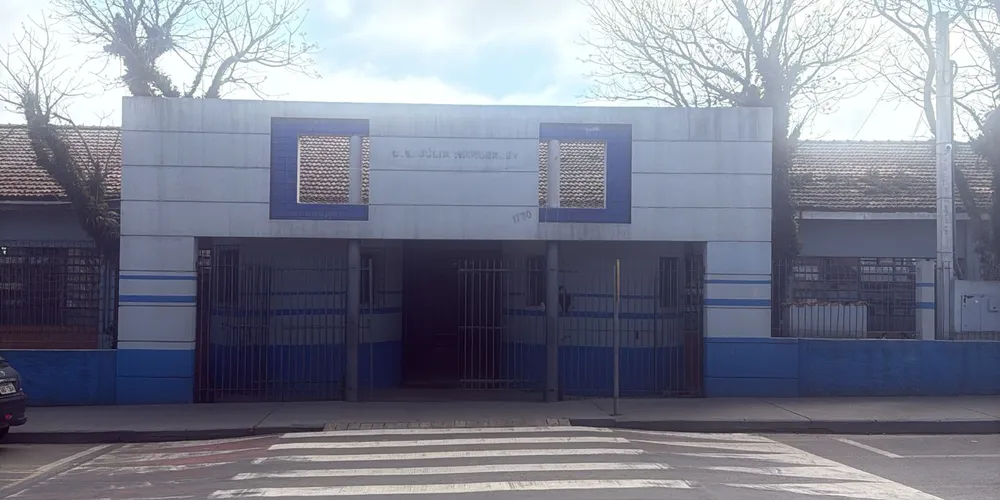 Colégio Estadual Júlia Wanderley, no município de Carambeí