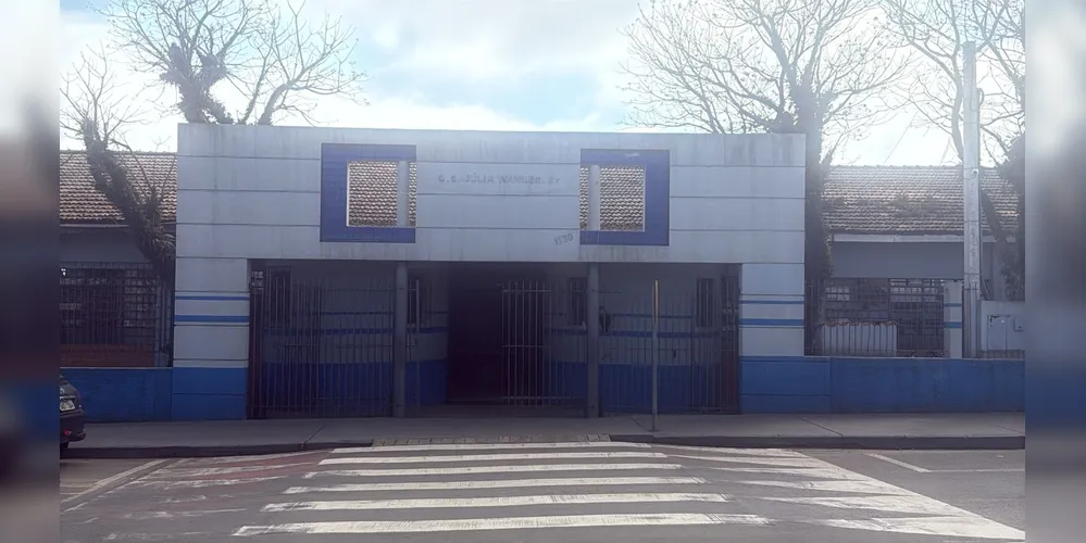 Colégio Estadual Júlia Wanderley, no município de Carambeí