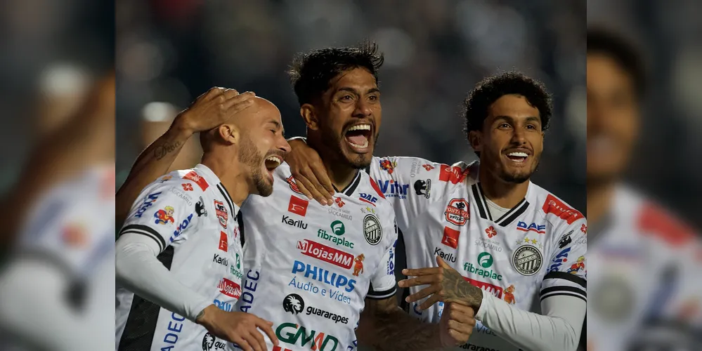 Zuluaga, Índio e Cristiano celebraram o gol do Fantasma