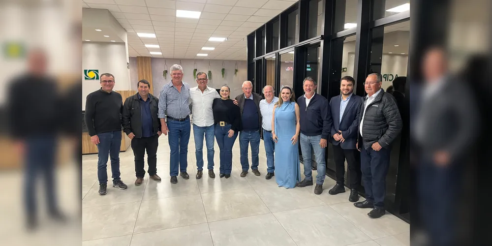 Prefeitos da região estiveram presentes na reunião do PELT realizada em Ponta Grossa
