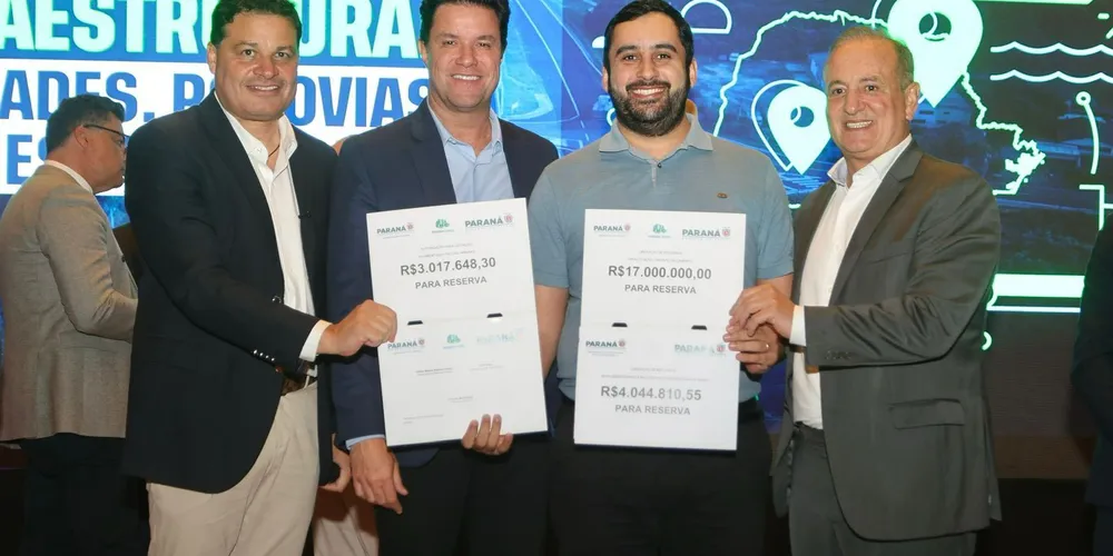 Lucas Machado esteve ao lado de lideranças do Estado para receber os investimentos