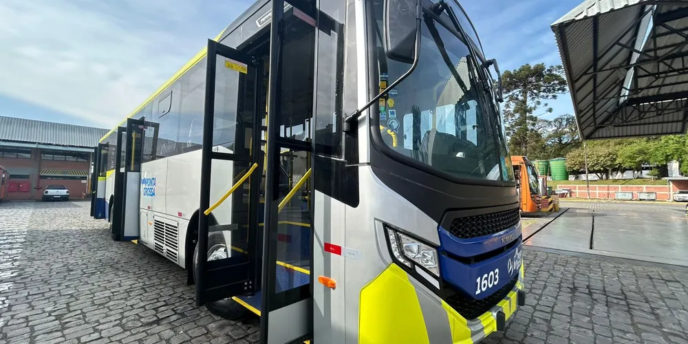 Os veículos contam com tecnologia de motorização Euro VI, que garante menor impacto ambiental