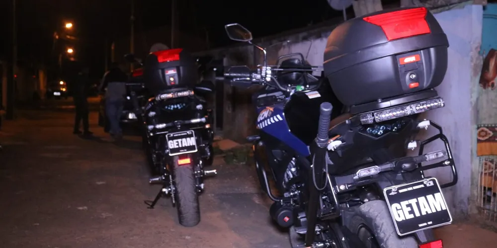 Equipes da Guarda Civil Municipal (GCM) estão no local do ocorrido