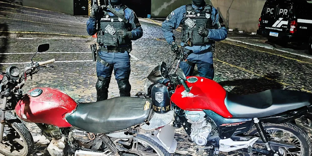 Veículos foram apreendidos