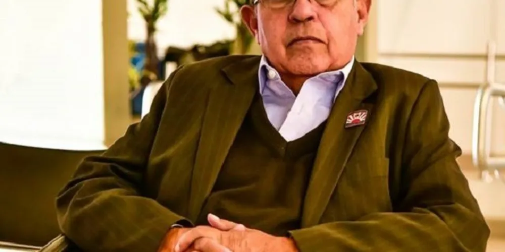 Alvaro Andrade faleceu na manhã desta terça-feira (9).