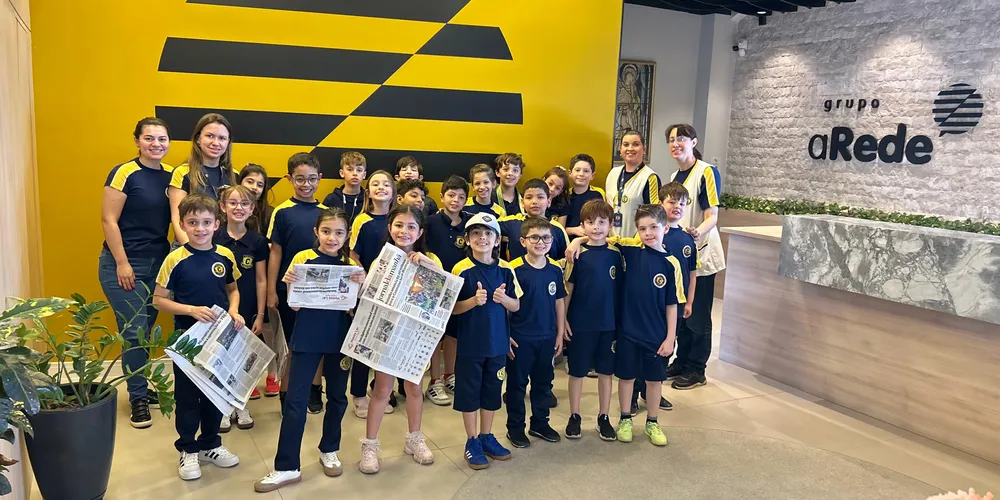 Os educandos tiveram a oportunidade  de conhecer o funcionamento de todos os setores do Grupo aRede e sanar suas dúvidas sobre o jornalismo