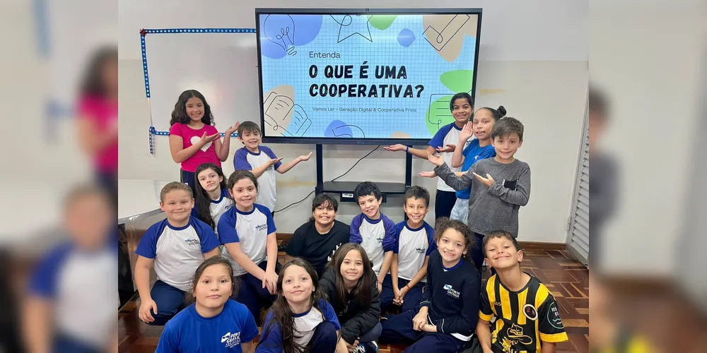 Os alunos realizaram variadas tarefas, como rodas de conversa e momentos de reflexão, além da elaboração de um mapa conceitual sobre o tema
