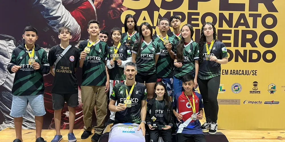 Equipe Junior Lima Taekwondo/Team Morando, de Ponta Grossa