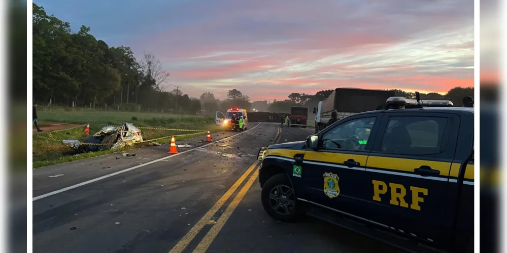 Rodovia ficou totalmente interditada para atendimento do acidente
