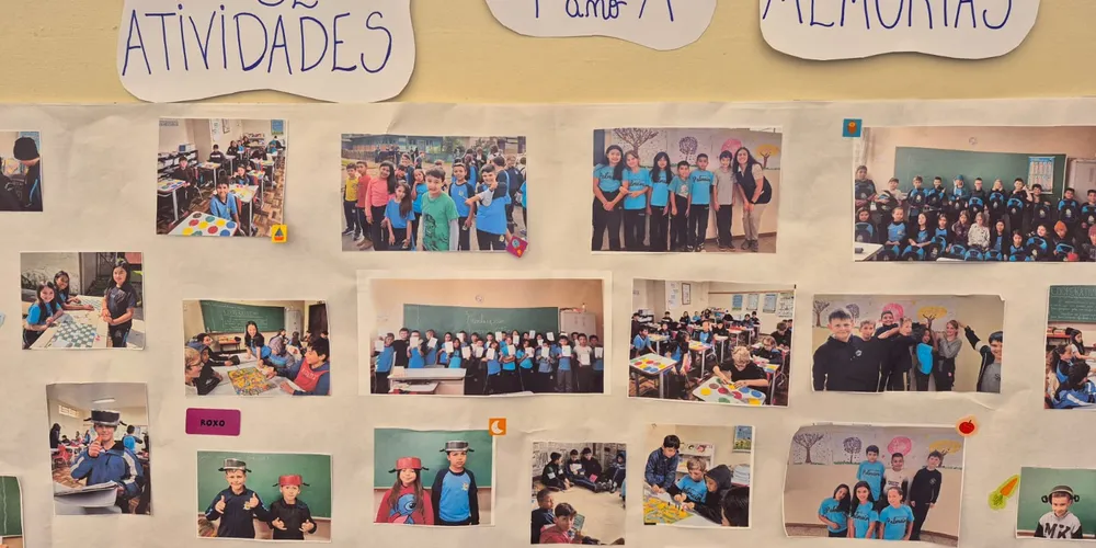 Como atividade, os alunos confeccionaram retratos e autorretratos que foram expostos aos familiares durante a entrega dos boletins