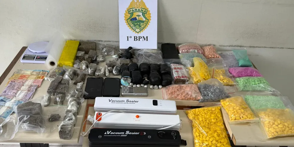 Foram cumpridos 23 mandados de busca e apreensão e cinco mandados de prisão expedidos pela Justiça