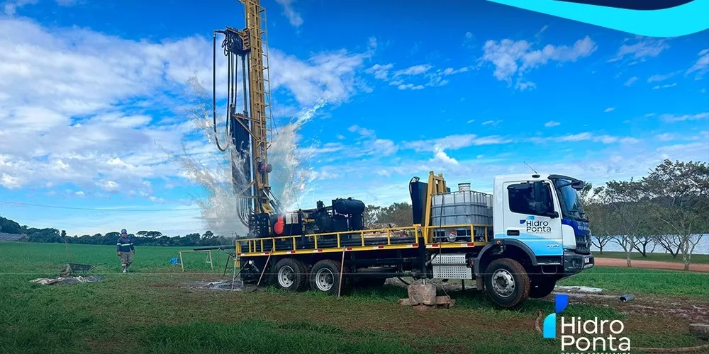 A tecnologia também é utilizada no sistema implantado pela Hidroponta, com a telemetria que faz o cálculo do controle de vazão