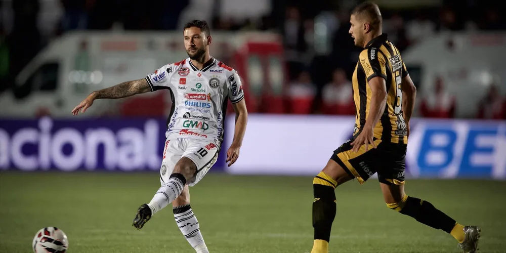 O Fantasma derrotou os visitantes com gols de Miranda e Boschilia