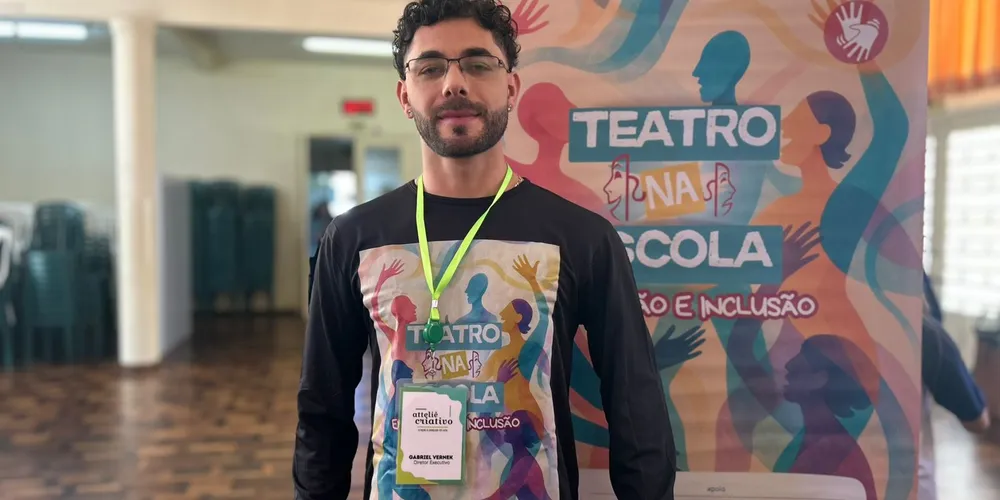 Imagem ilustrativa da imagem Teatro nas escolas promove arte entre jovens