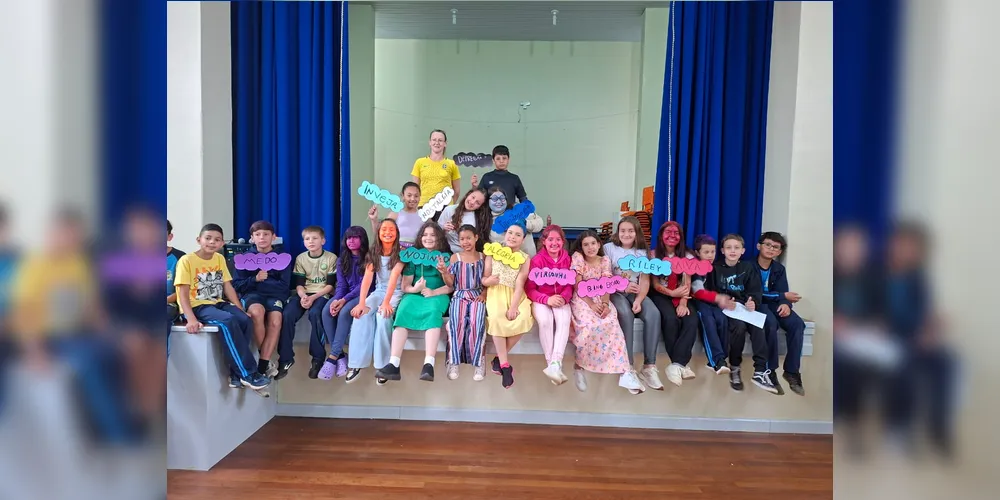 A apresentação da turma recebeu muitos elogios de colegas, familiares e profissionais que assistiram e ficaram tocados pelo tema
