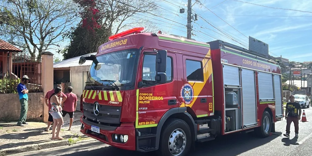 Com a chegada dos Bombeiros, a situação foi controlada