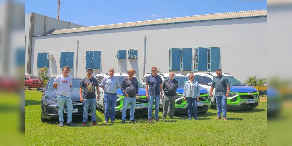 Prefeitura de Tibagi recebe quatro novos carros para a Saúde adquiridos por impositivos