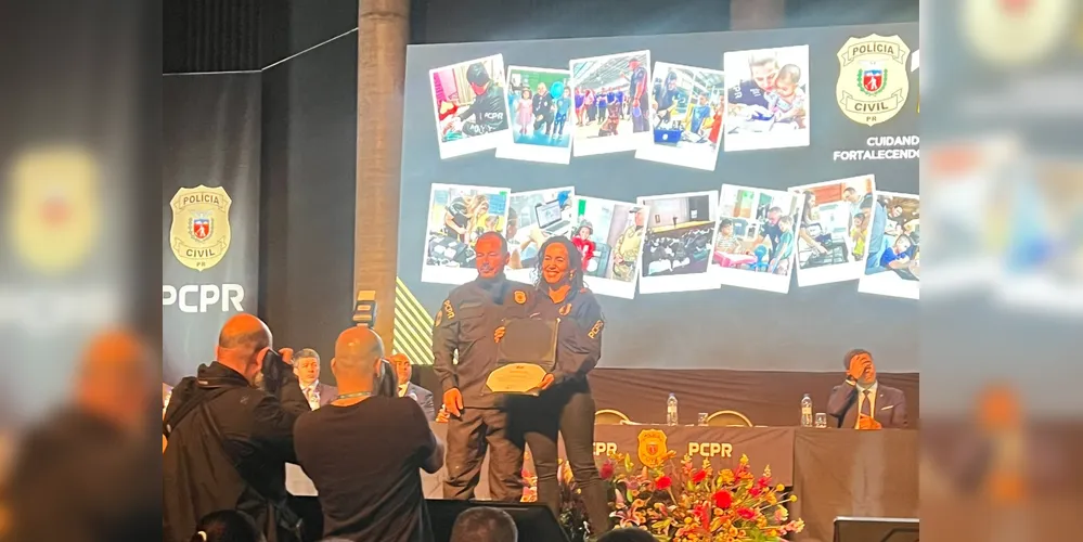 Policiais foram homenageados pelo trabalho preventivo que desenvolvem junto à comunidade