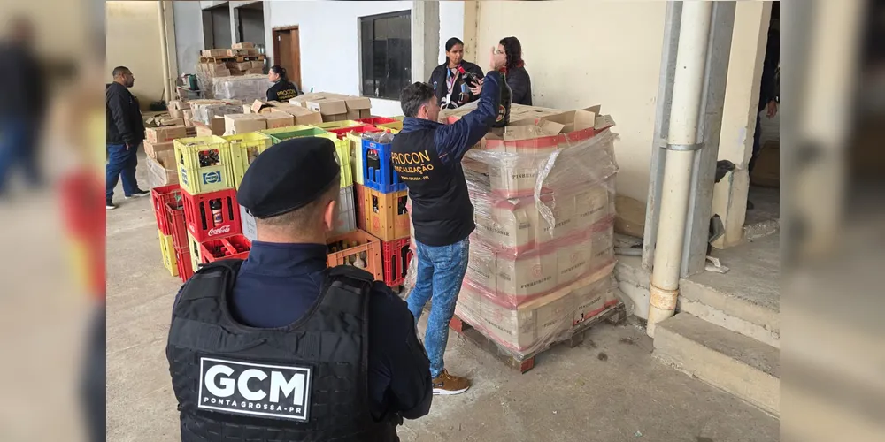 Ação ocorre em diversos pontos da cidade