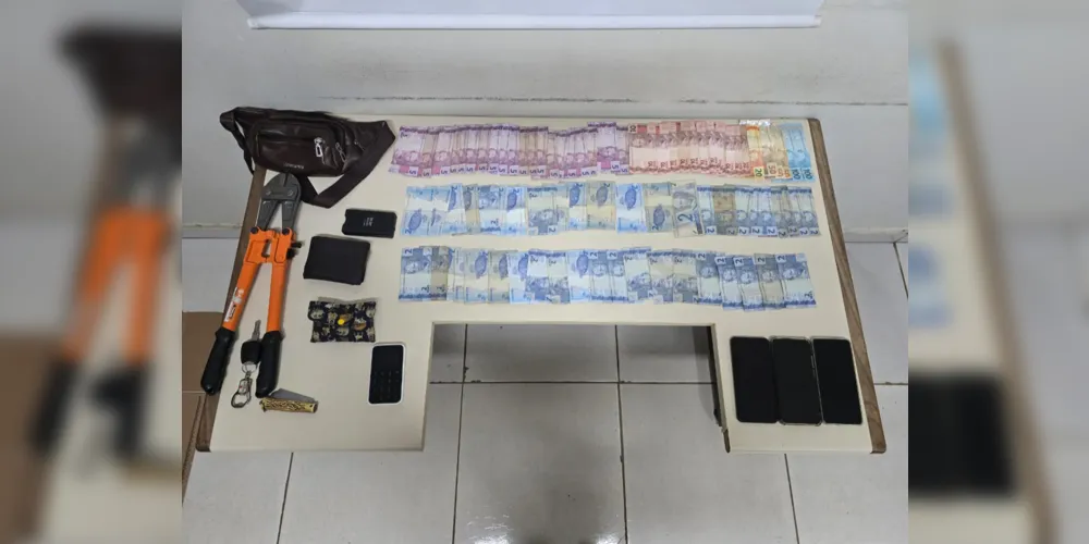 material e o autor foram encaminhados para a Delegacia de Polícia
